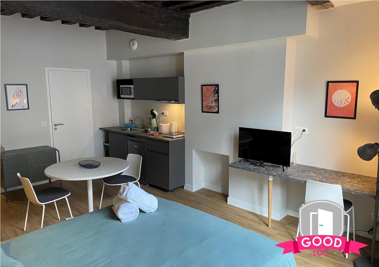 Somptueux Studio Hyper Centre Avec Wifi Apartment Orleans Exterior photo